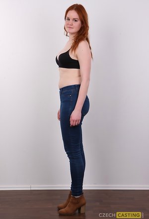 Czech Casting  are pleased to offer you a free pics featuring Barbora demonstrating superb shape